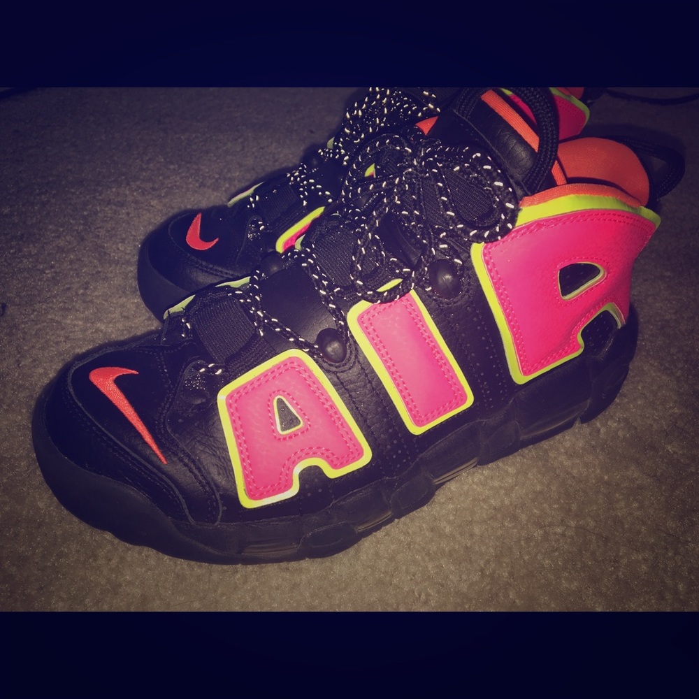 Women’s Nike Air Uptempo Neon sneakers